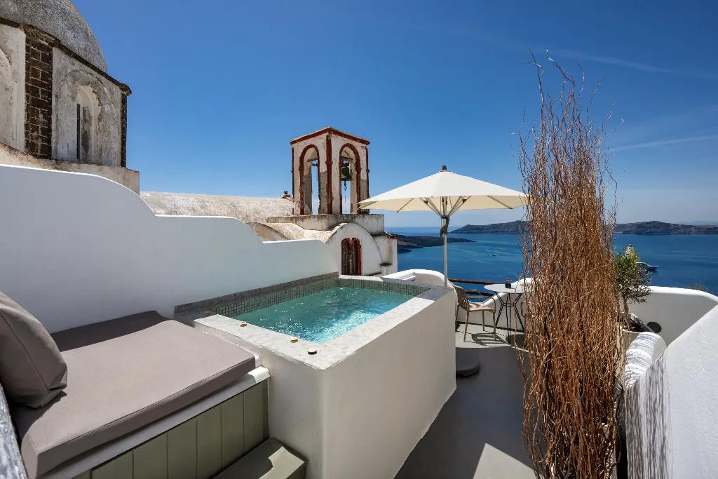 SUITE WITH JACUZZI Room, Athina Luxury Suites, Santorini