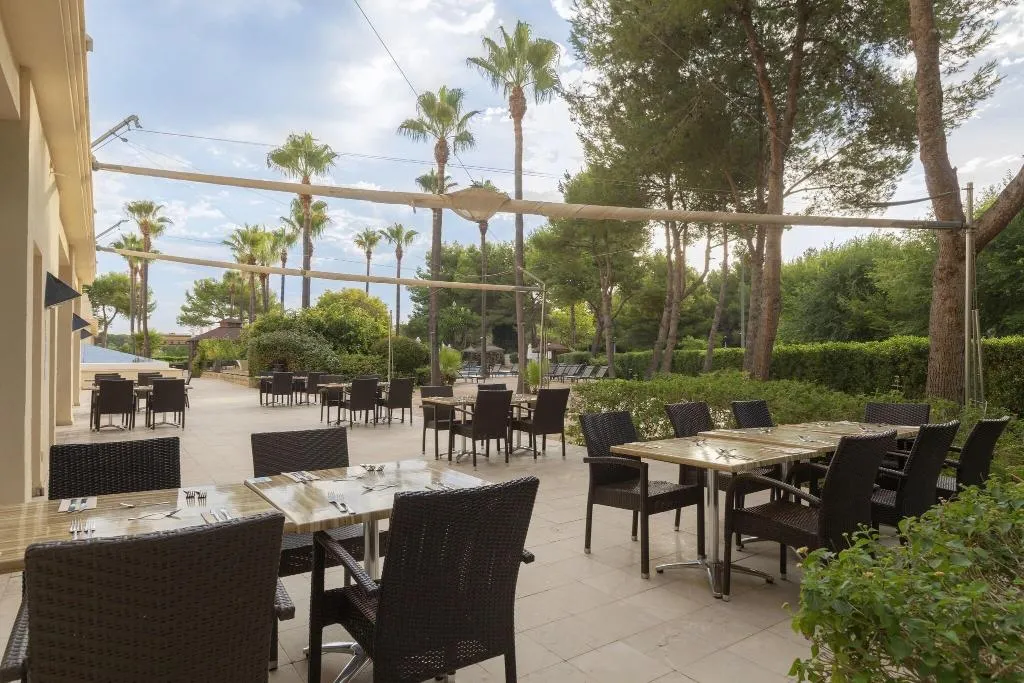 Restaurant, HM Mar Blau, Majorca