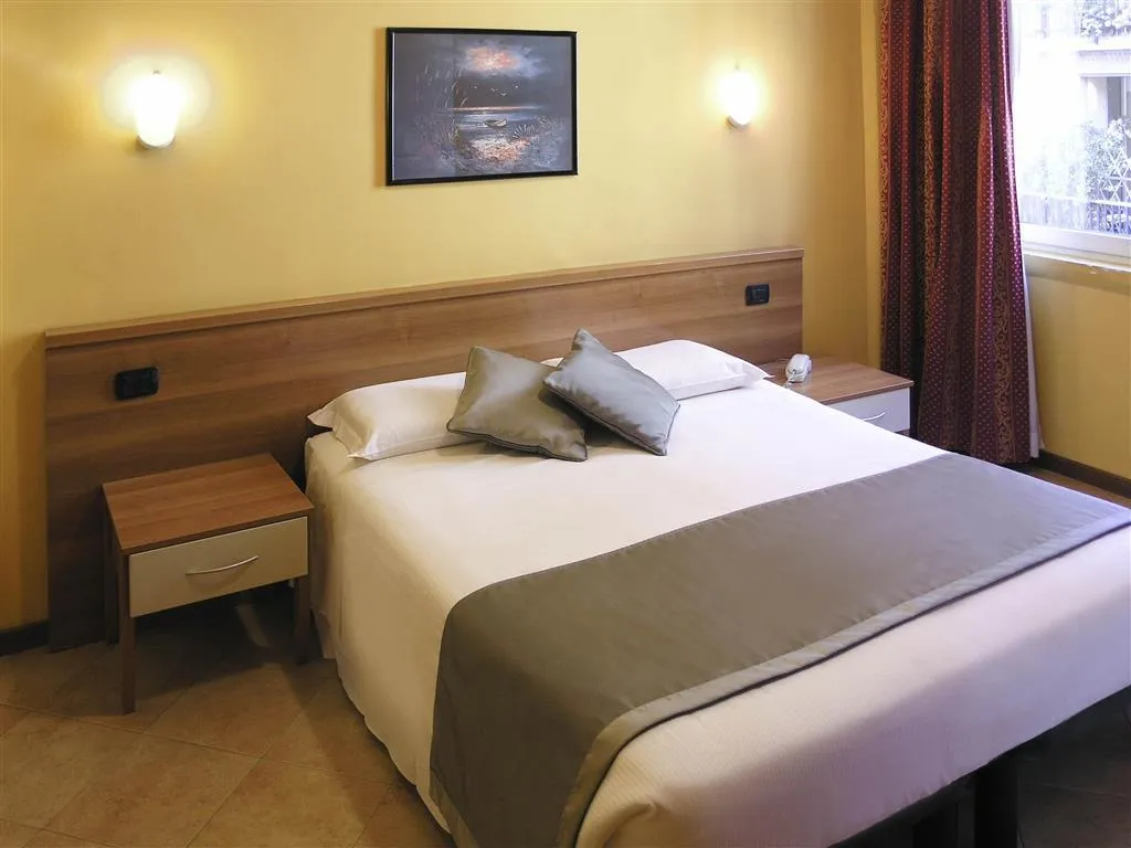 Room, Ibis Styles Milano Centro, Milan