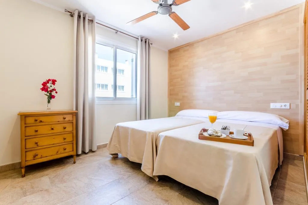 APARTMENT ONE BEDROOM Room, Blancala, Menorca