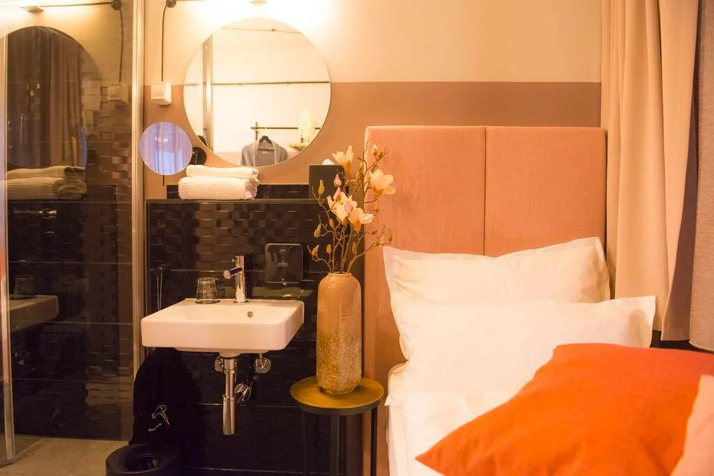 SINGLE STANDARD Room, Hotel Neuer Fritz Berlin, Berlin