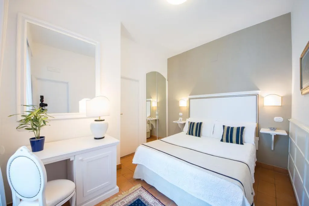 Double or Twin SUPERIOR Room, Hotel Villa Romana & SPA, Naples