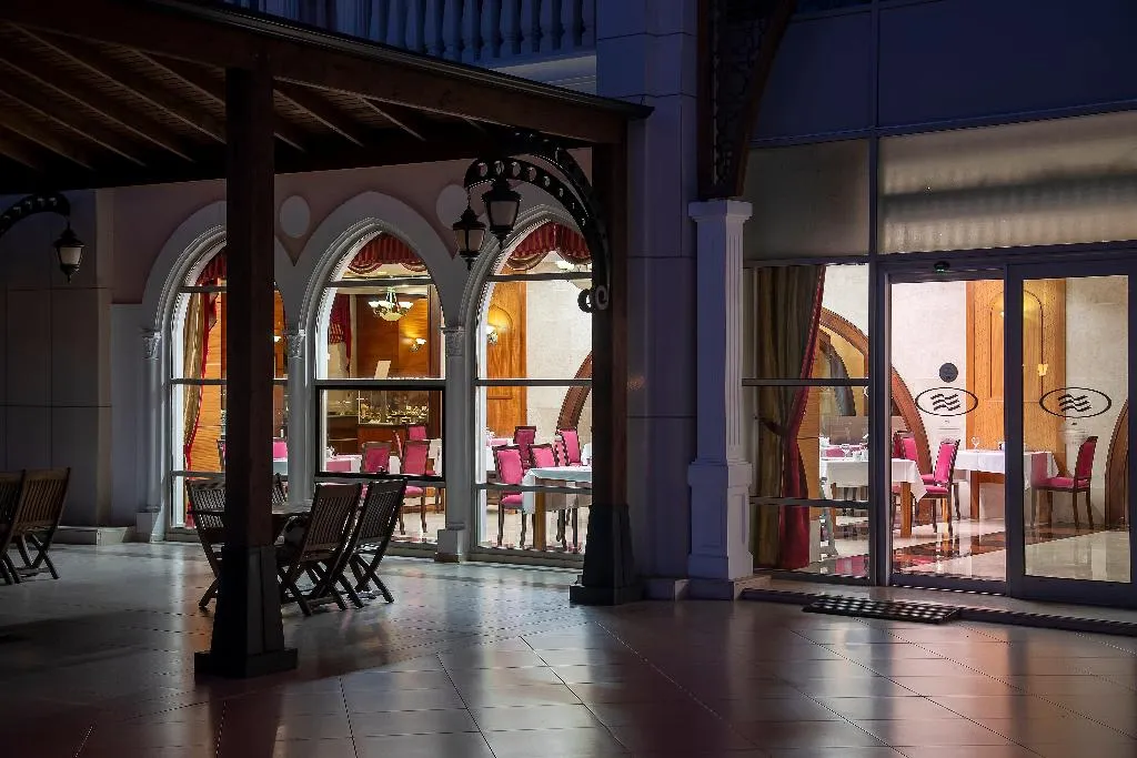 Restaurant, Crowne Plaza Antalya, Antalya