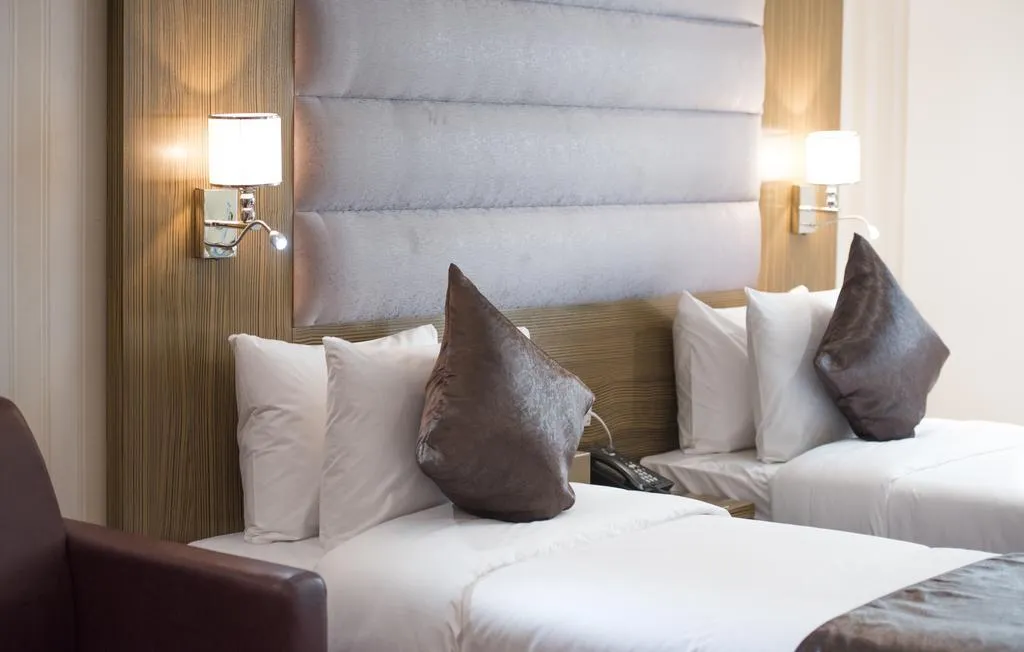 DOUBLE DELUXE Room, Royal Tulip Hotel ex Al Farej, Dubai