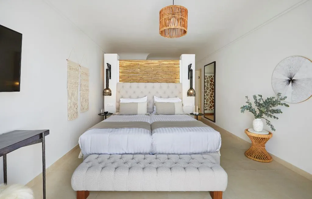 Room, Celestia Grand, Santorini