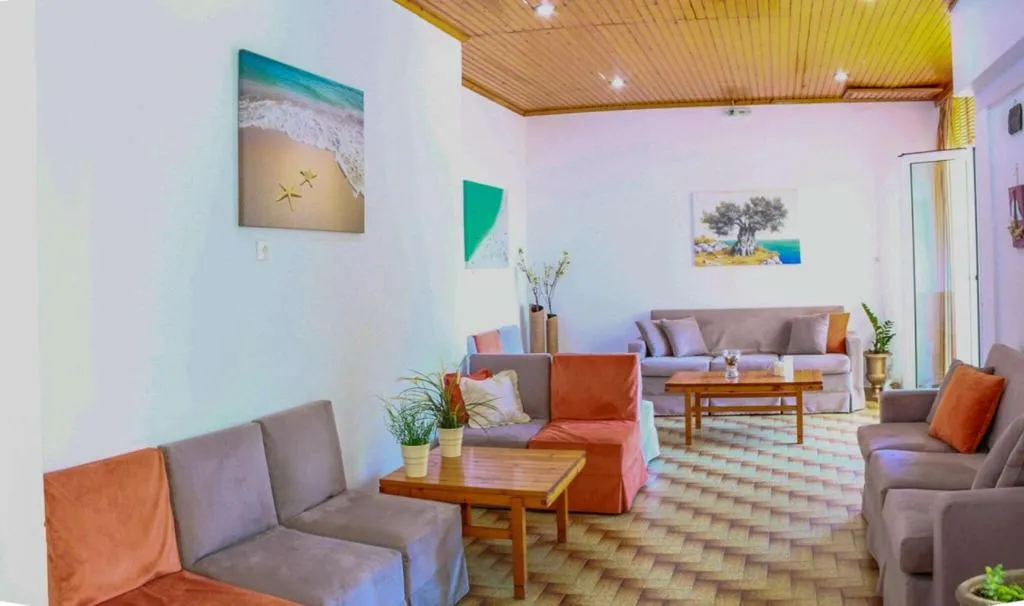 Lobby, Zorbas, Crete