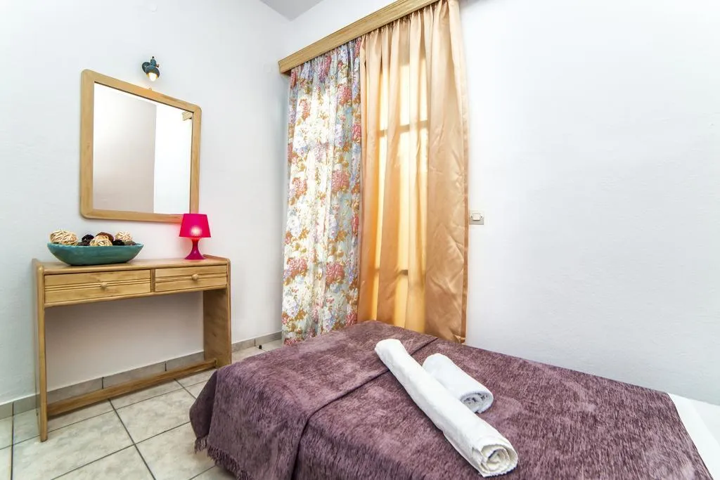 Room, Malia Central Hotel, Crete