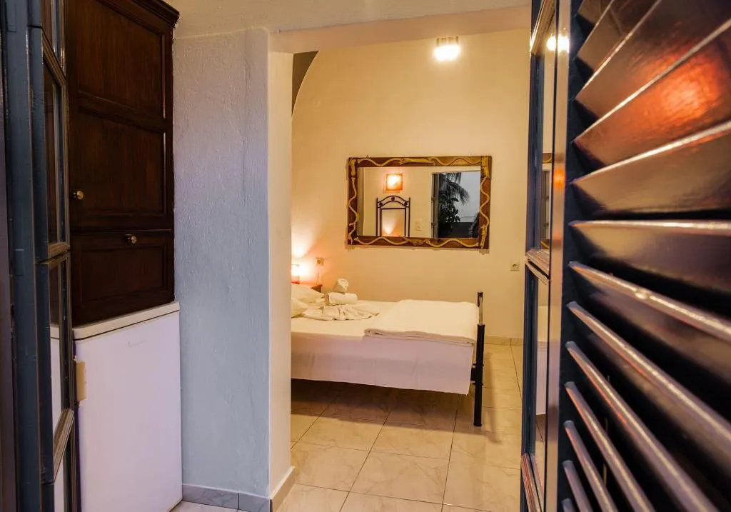 Room, Villa Toula, Santorini