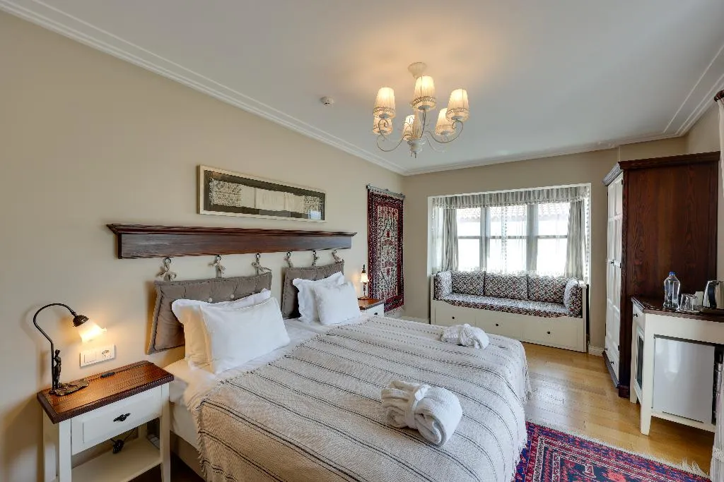 Double or Twin SUPERIOR WITH BALCONY Room, Akanthus Hotel Ephesus, Izmir