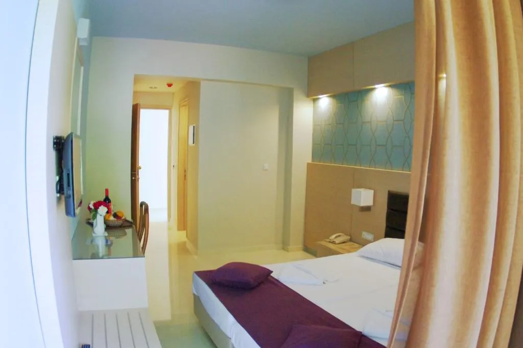 Double or Twin SUPERIOR GARDEN VIEW Room, Eleftheria, Crete