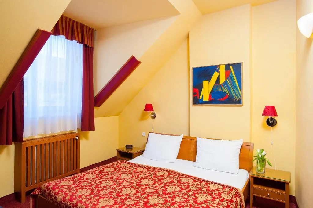 Double or Twin STANDARD Room, Cloister Inn, Prague