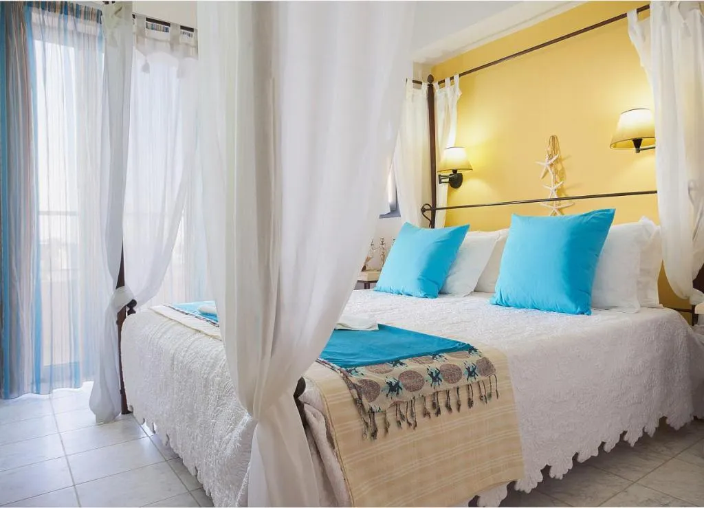 Room, Golden Bay Apartments-Garden Haven, Crete