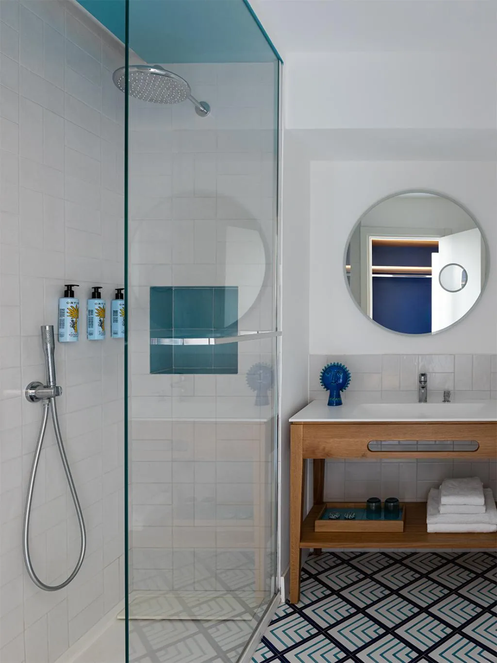 Double or Twin SUPERIOR SEA VIEW Room, Grand Hotel Flora, Naples
