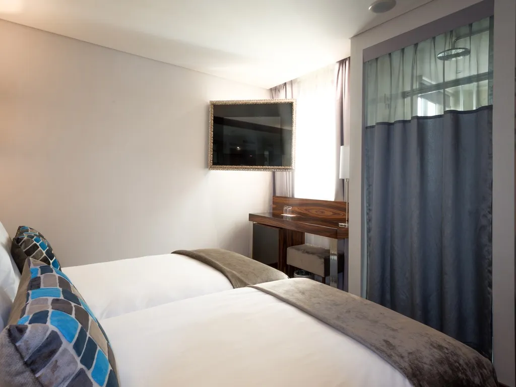 TWIN SUPERIOR Room, TURIM Terreiro do Paco Hotel, Lisbon