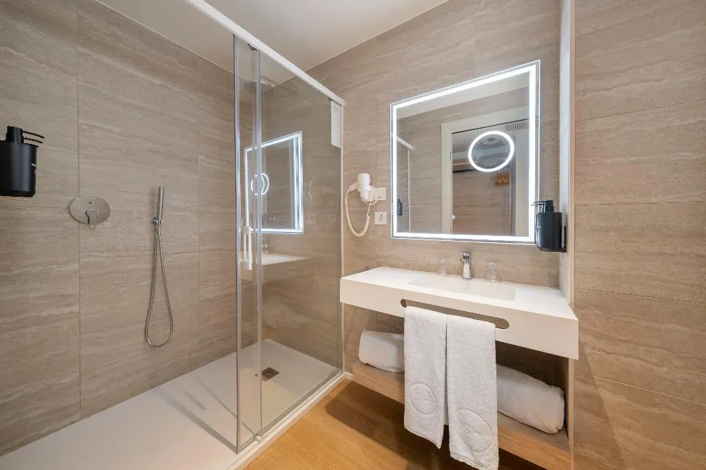 Double or Twin SUPERIOR Room, Sh Javea, Costa Blanca