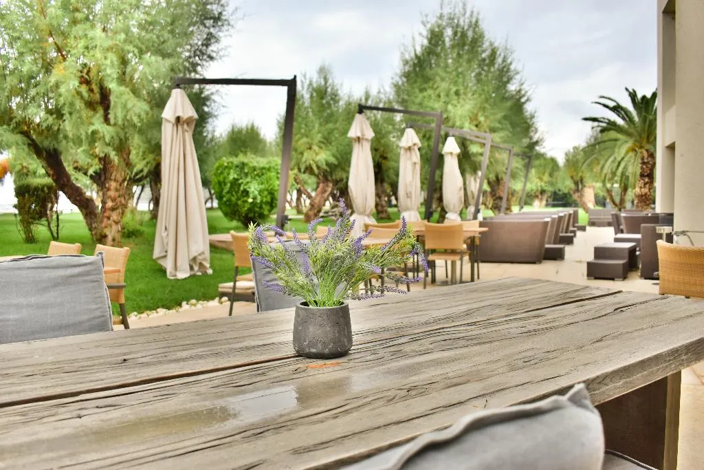 Restaurant, Plaza Resort Hotel, Athens