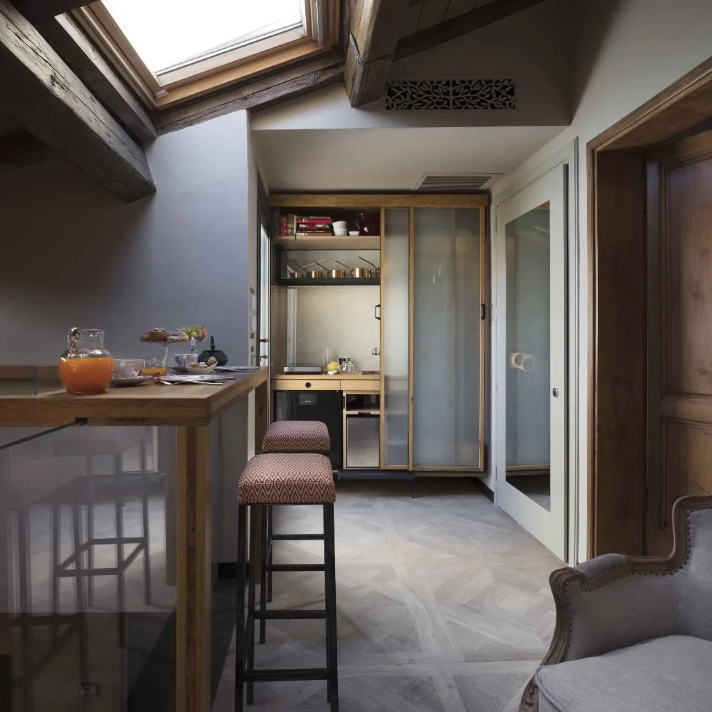 Room, Ottantotto Firenze, Florence