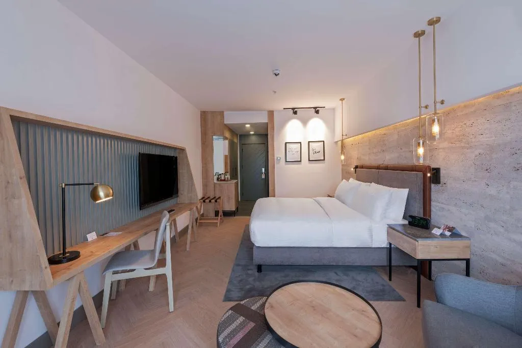 DOUBLE GUEST ROOM KING BED Room, DoubleTree By Hilton Antalya Kemer, Antalya