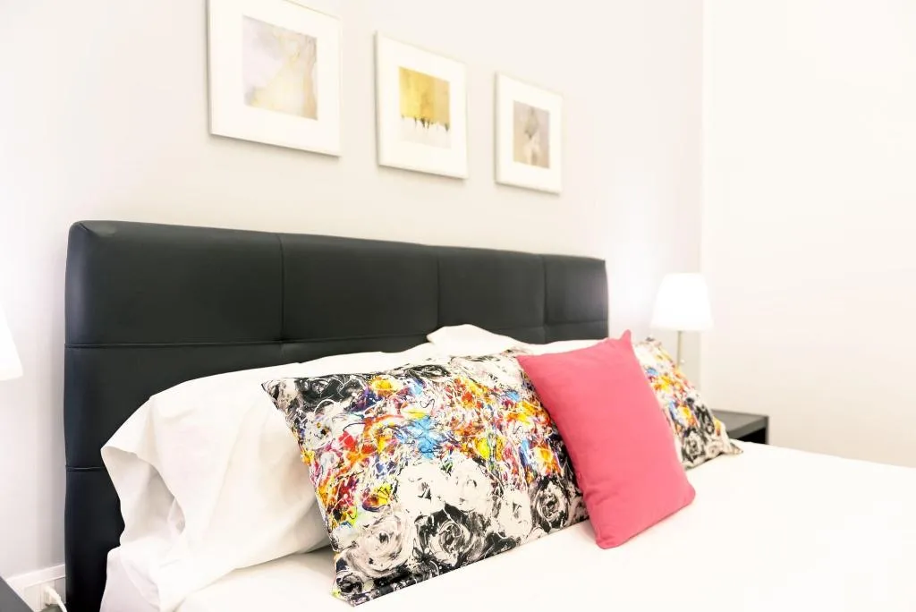 Room, Boutique Toledo, Naples