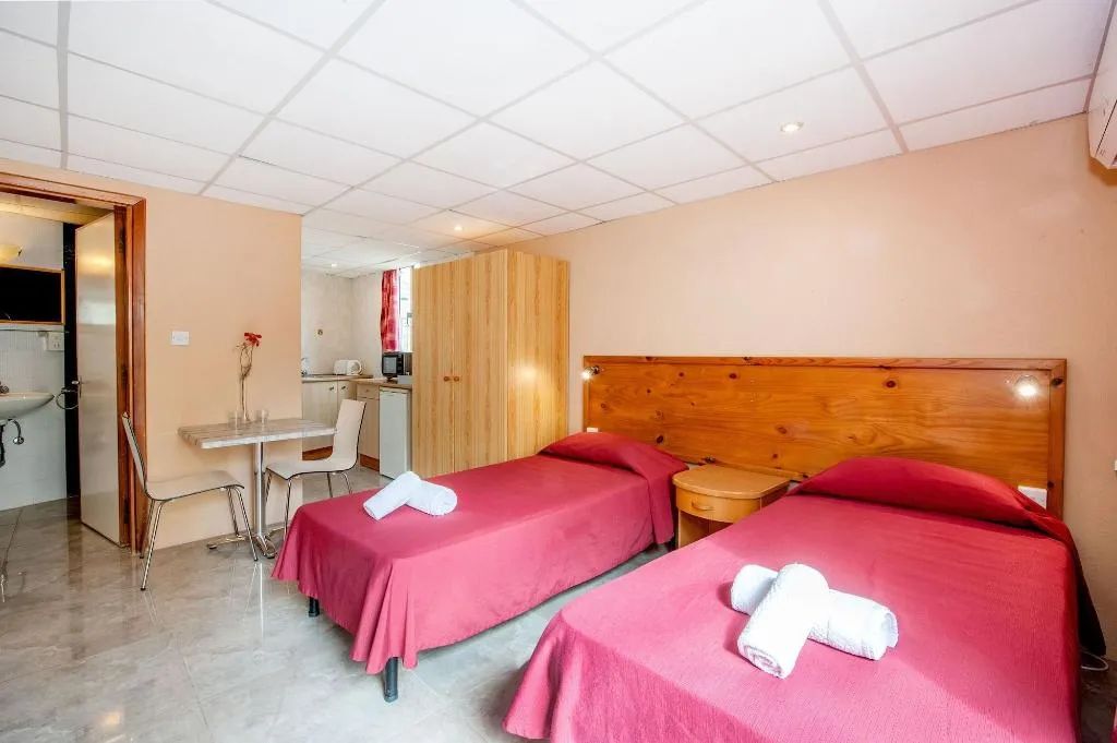 Room, Alborada Apart Hotel, Malta