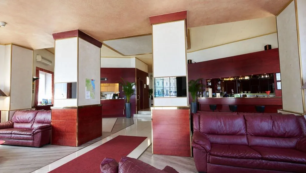 Lobby, Atlantic, Milan