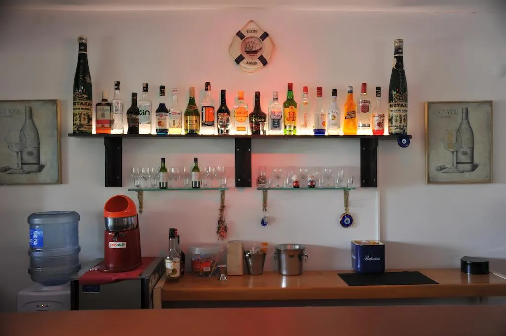 Bar, AliBabam Hotel & Apartment, Izmir