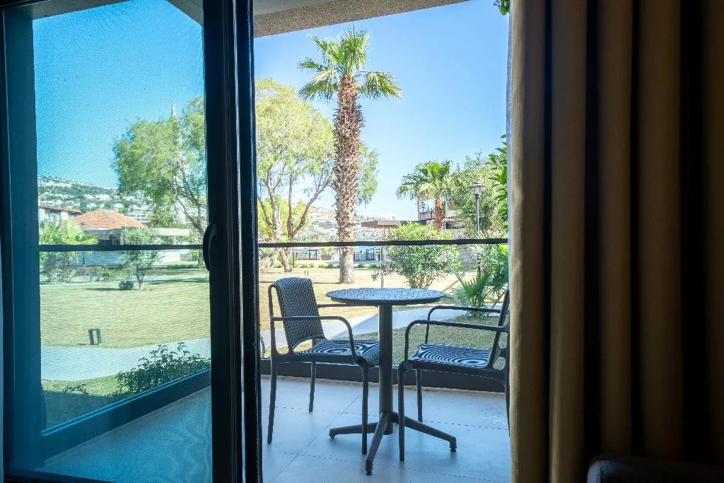 QUADRUPLE SEA VIEW WITH BALCONY Room, Mare Alba, Bodrum