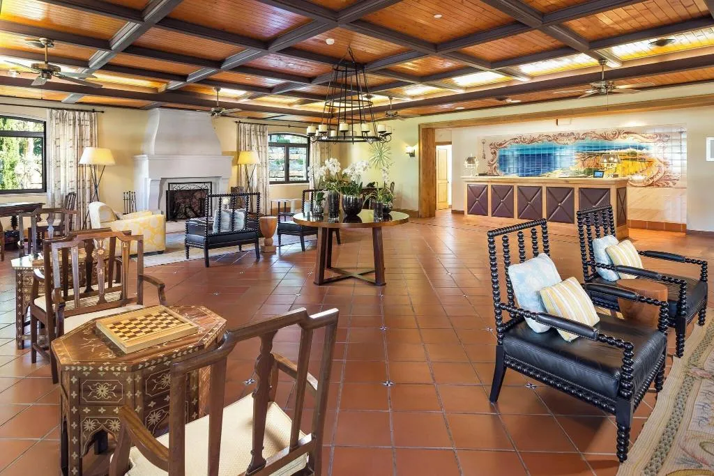 Lobby, Pine Cliffs Residence, Algarve
