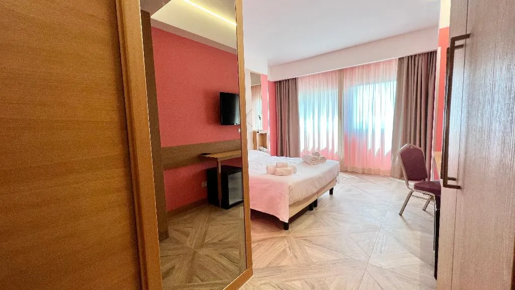 DOUBLE SUPERIOR Room, Catania Sea Palace Hotel, Catania