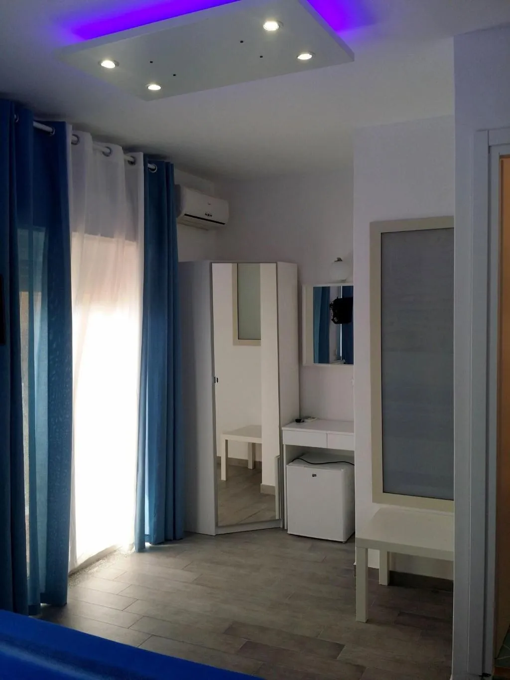 Room, Triskeles, Taormina