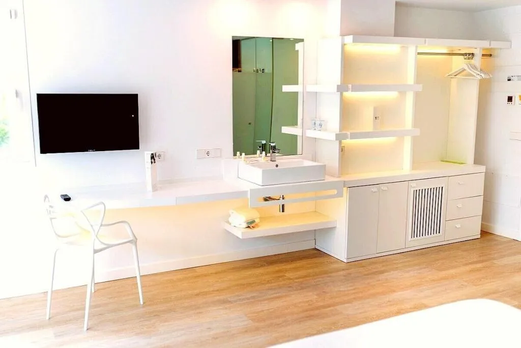 TWIN DELUXE GARDEN VIEW Room, Els Pins Resort & Spa, Ibiza