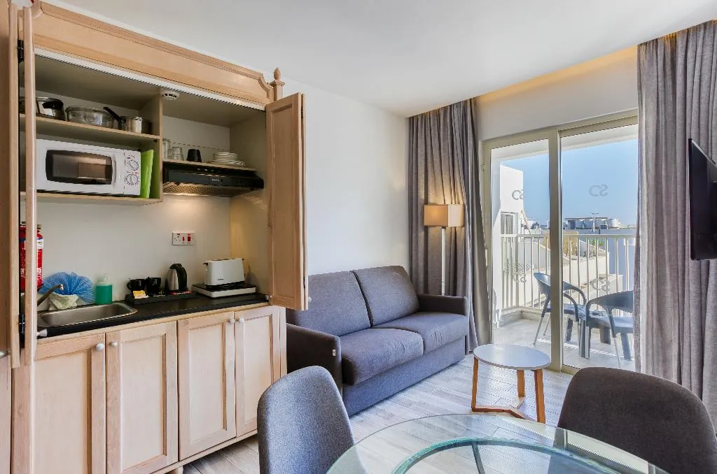 STUDIO DELUXE Room, Solana Hotel & Spa, Malta
