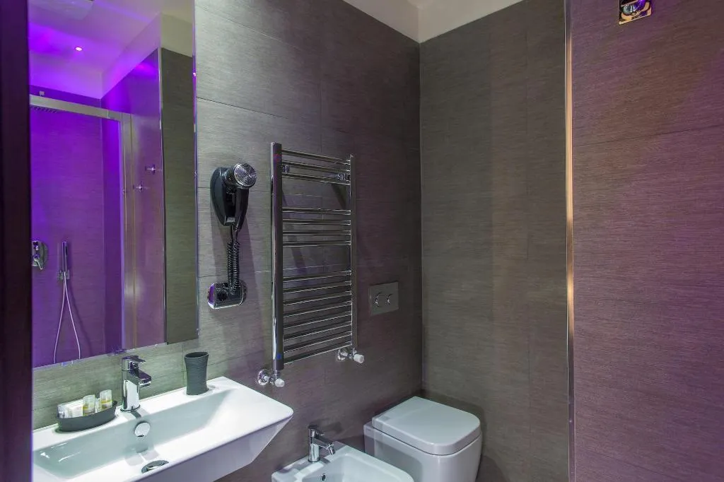 Room, Residenza Dorò, Rome