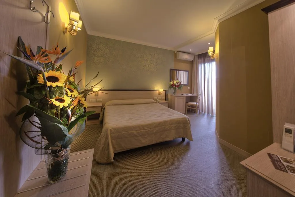 DOUBLE SUPERIOR Room, Galileo, Rome