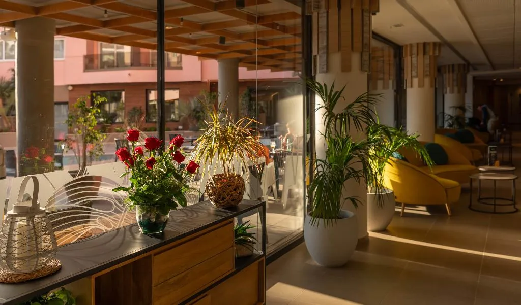 Restaurant, AQUA Hotel The Breeze & Spa - Adults Only +18, Costa Brava