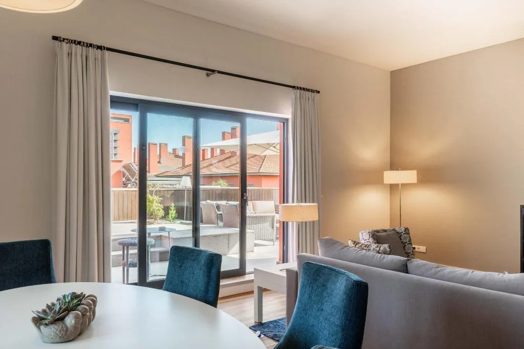 SUITE GARDEN VIEW TWO BEDROOMS Room, Sheraton Cascais, Lisbon