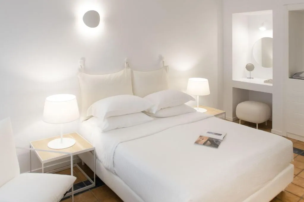 Room, Lilium Hotel, Santorini