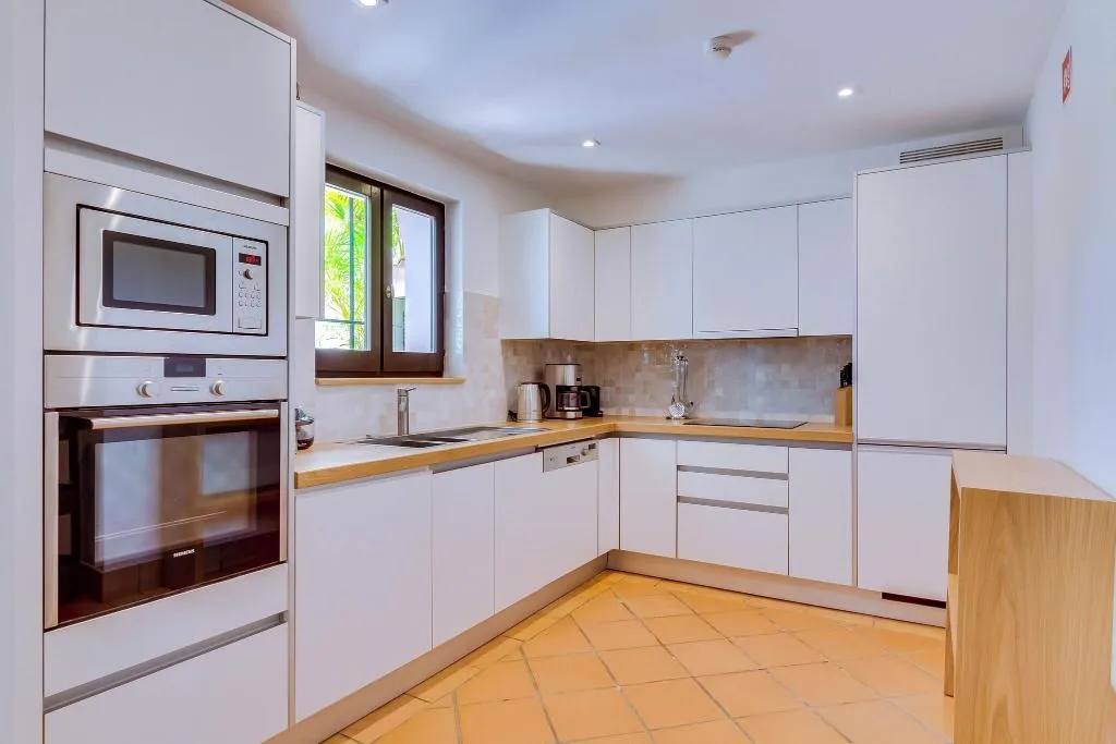 TOWNHOME DELUXE THREE BEDROOM Room, Pine Cliffs Village & Golf Suites, Algarve