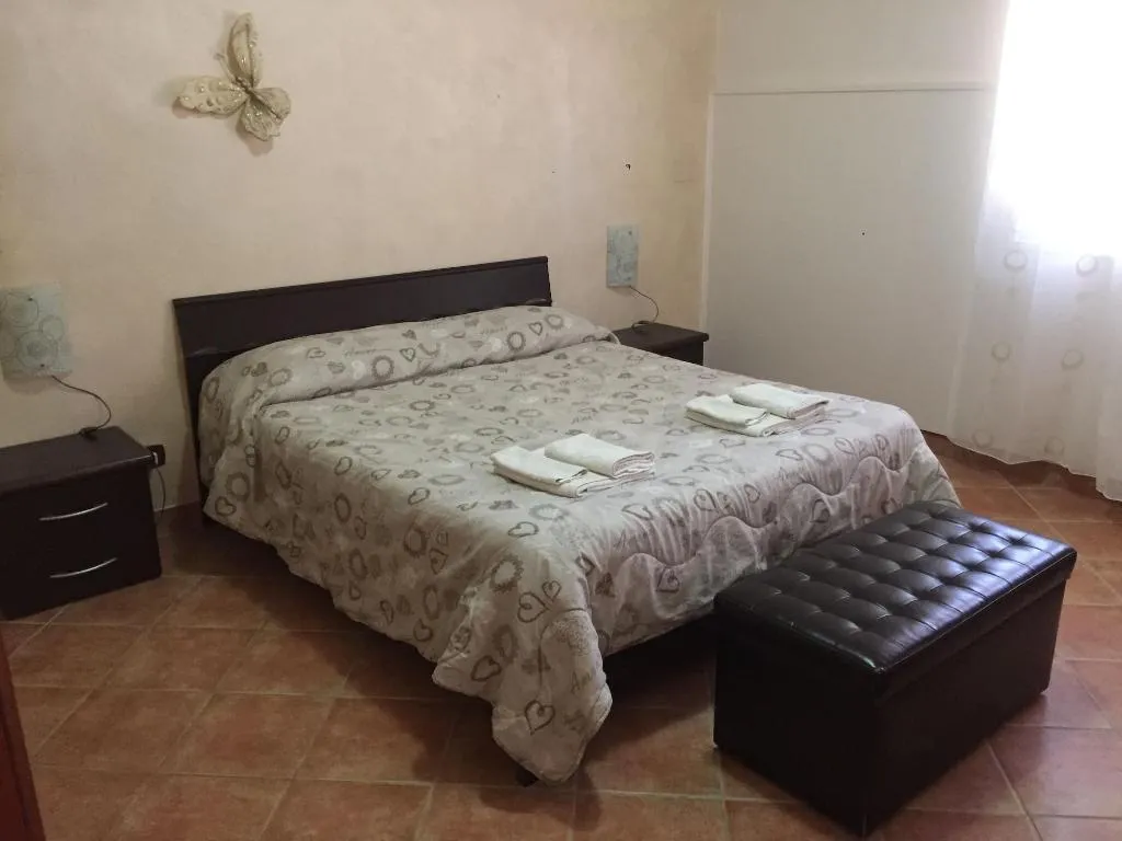 Room, Rudy Arenaile, Catania