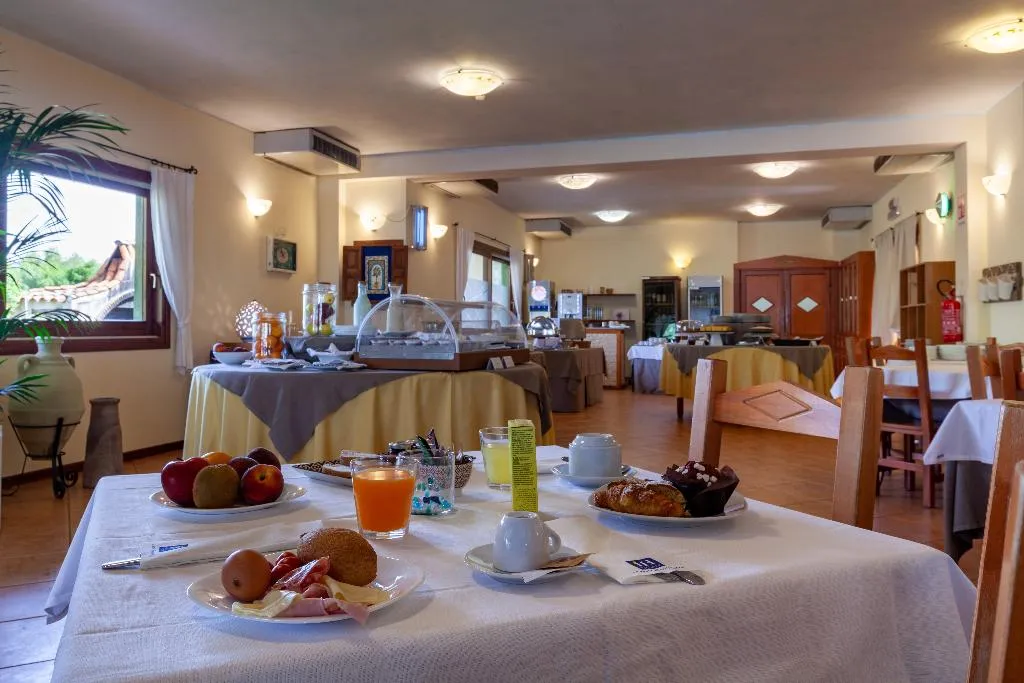 Restaurant, iH Hotels Villasimius Le Zagare Resort, Cagliari