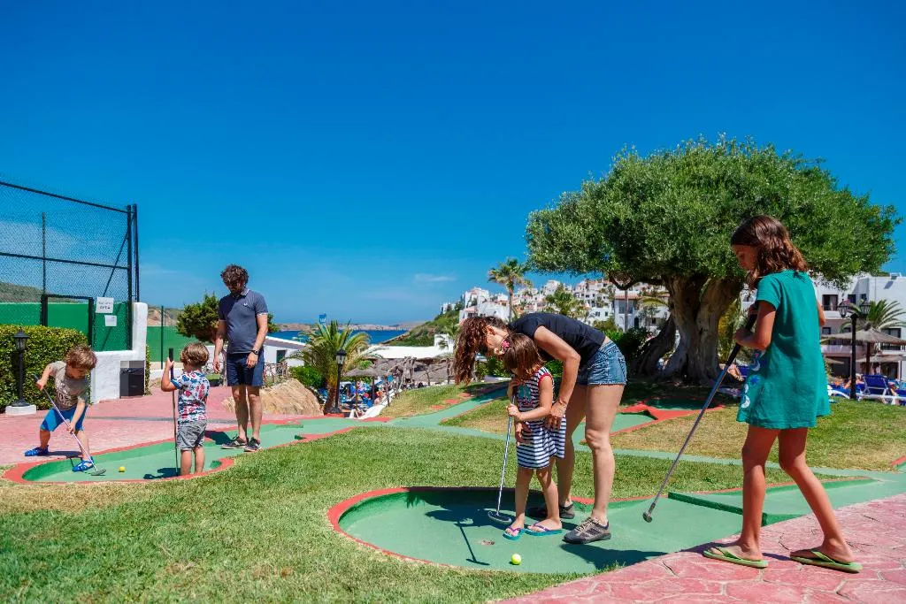 Sports and Entertainment, Carema Club Resort, Menorca