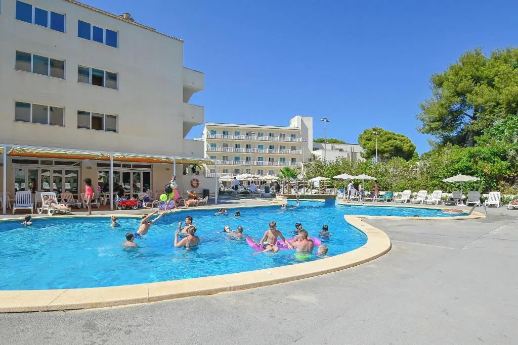 Pool, Club Hotel Cala Ratjada, Majorca