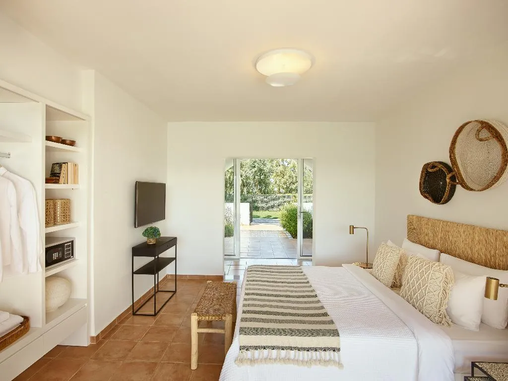 FAMILY ROOM STANDARD Room, Grecotel Casa Marron, Athens