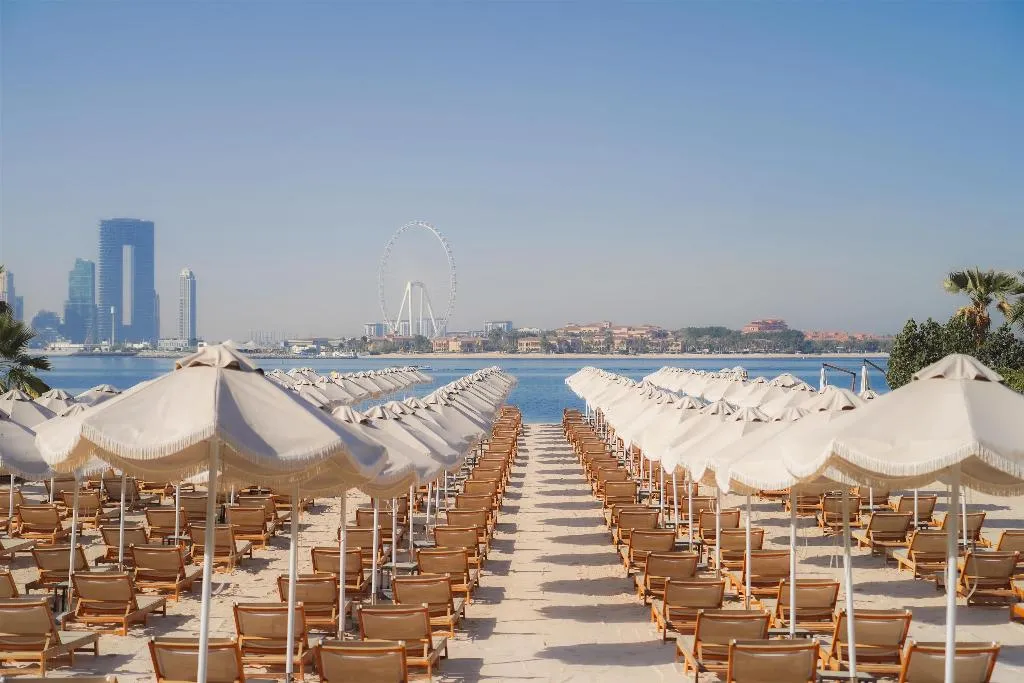 Beach, NH Collection Dubai The Palm, Dubai