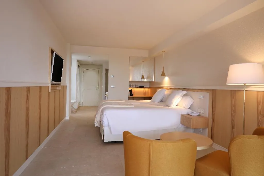 DOUBLE CONNECTING ROOM Room, Iberostar Selection Anthelia, Tenerife