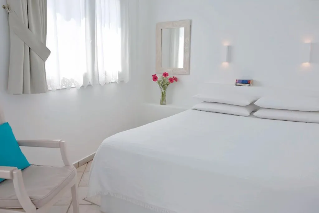 STUDIO SEA VIEW Room, Remezzo Villas, Santorini