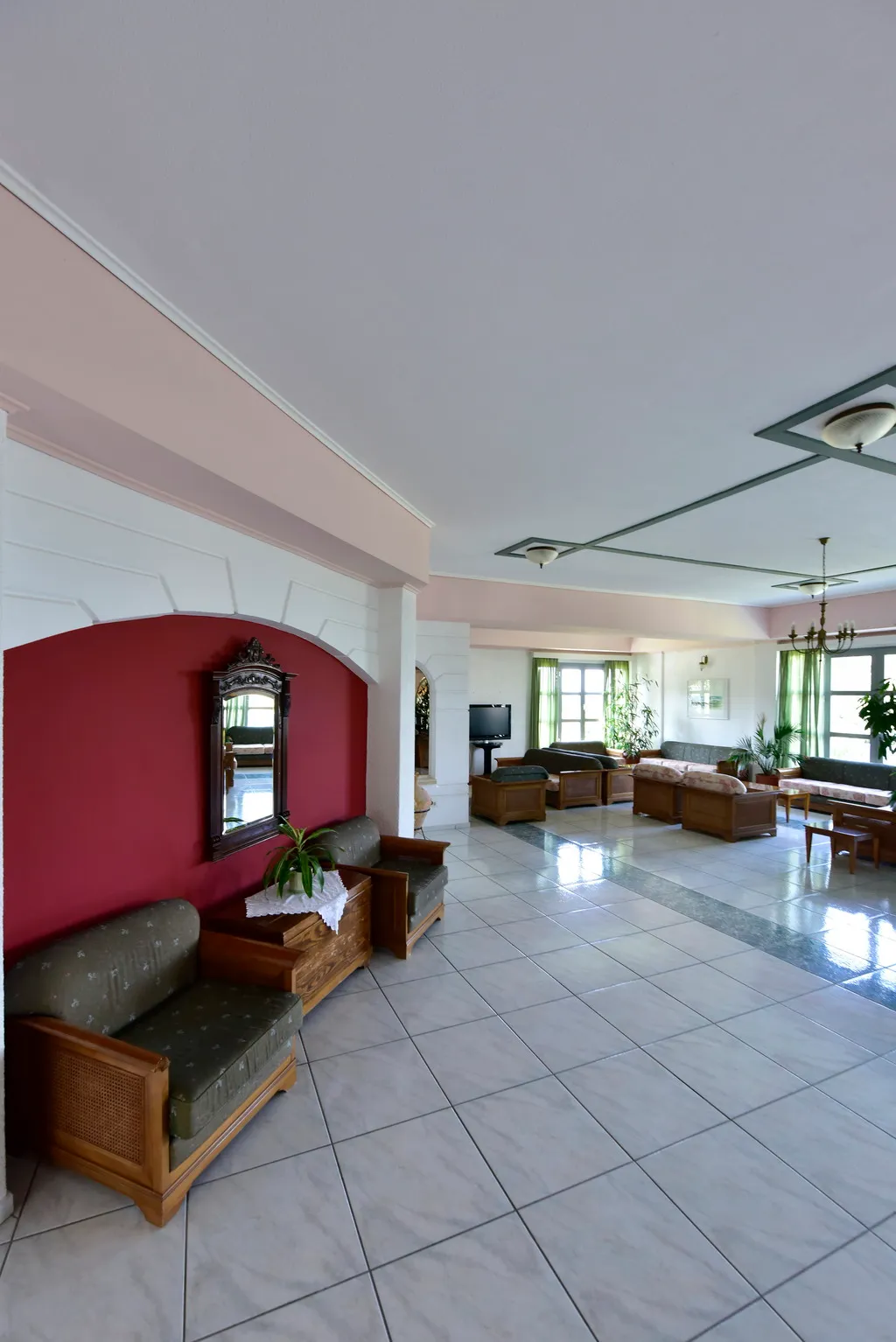 Lobby, Arion, Samos