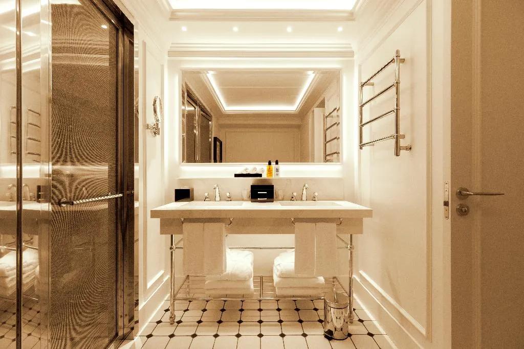 SUITE WITH TERRACE Room, Sofitel Barcelona Skipper, Barcelona