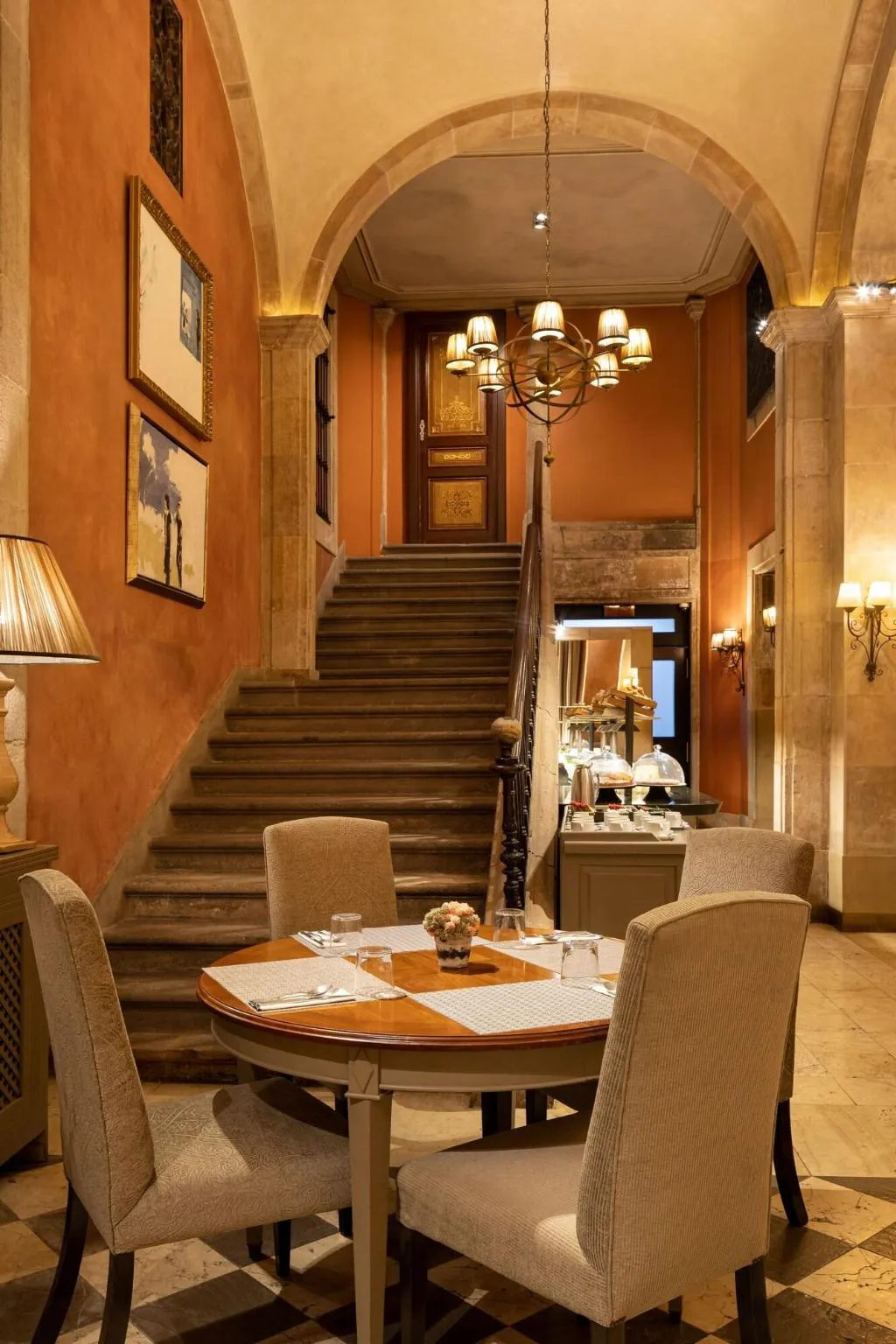 Restaurant, Duquesa de Cardona, Barcelona