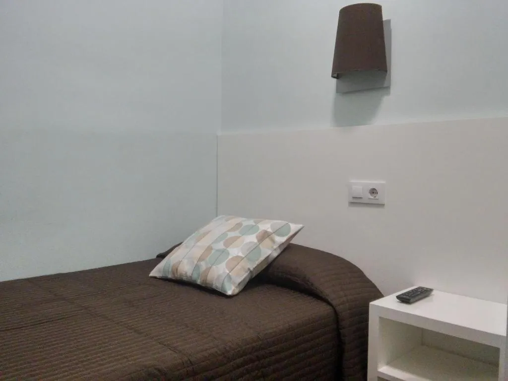 Room, Hostal Lesseps, Barcelona